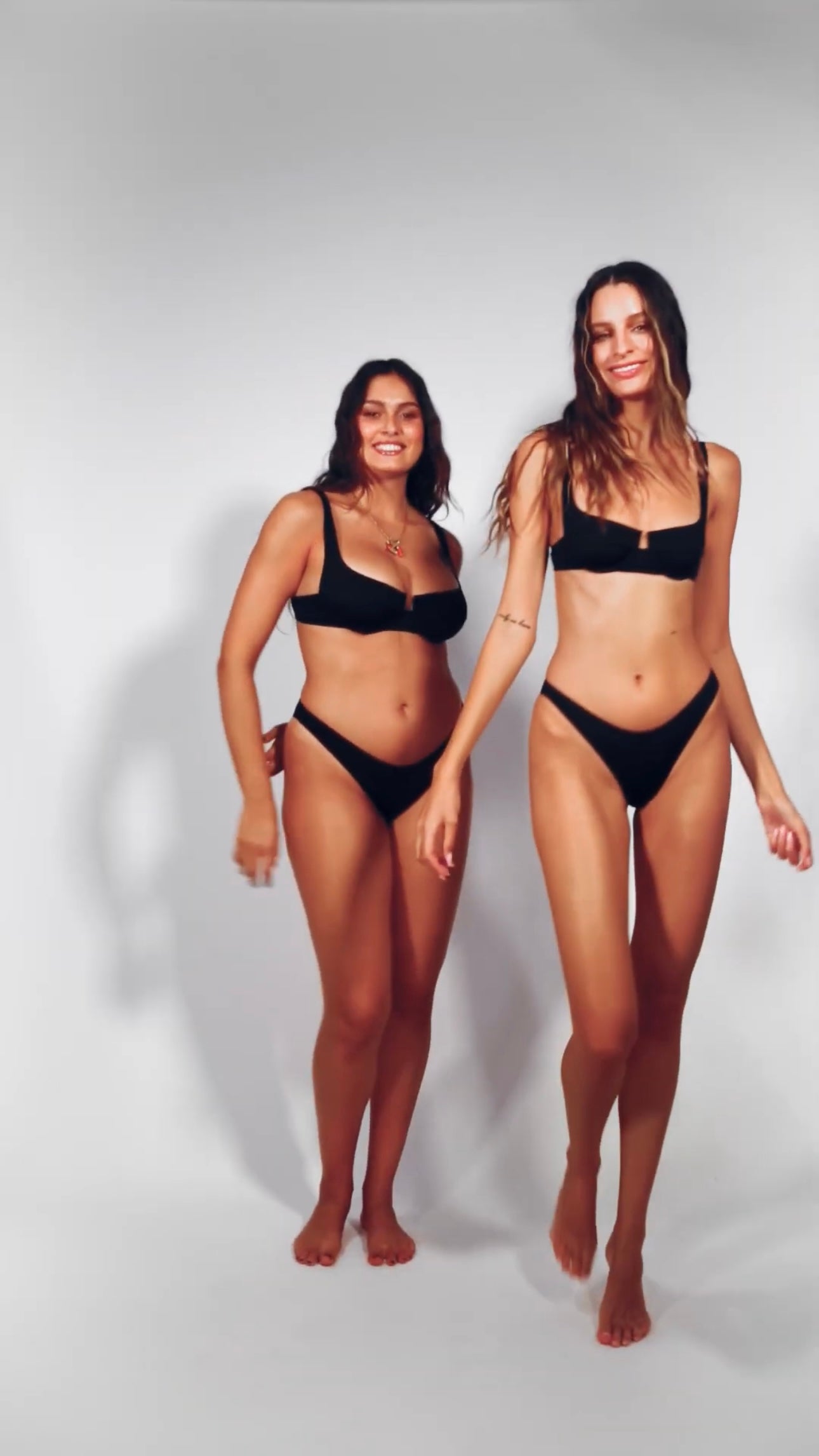 Brigitte Bikini Top // Black Shiny | Reina Olga